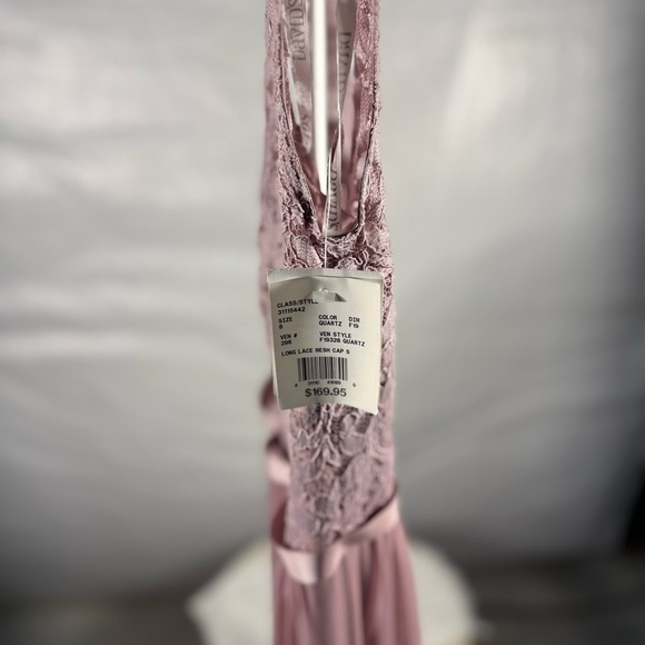 Elegant Lace Bodice Prom Dress in Blush Pink - Picture 6 of 8